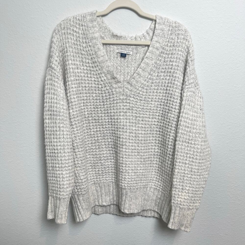 American Eagle Women’s M Chunky Knit V Neck Sweater Cream Ivory Gray Oversized